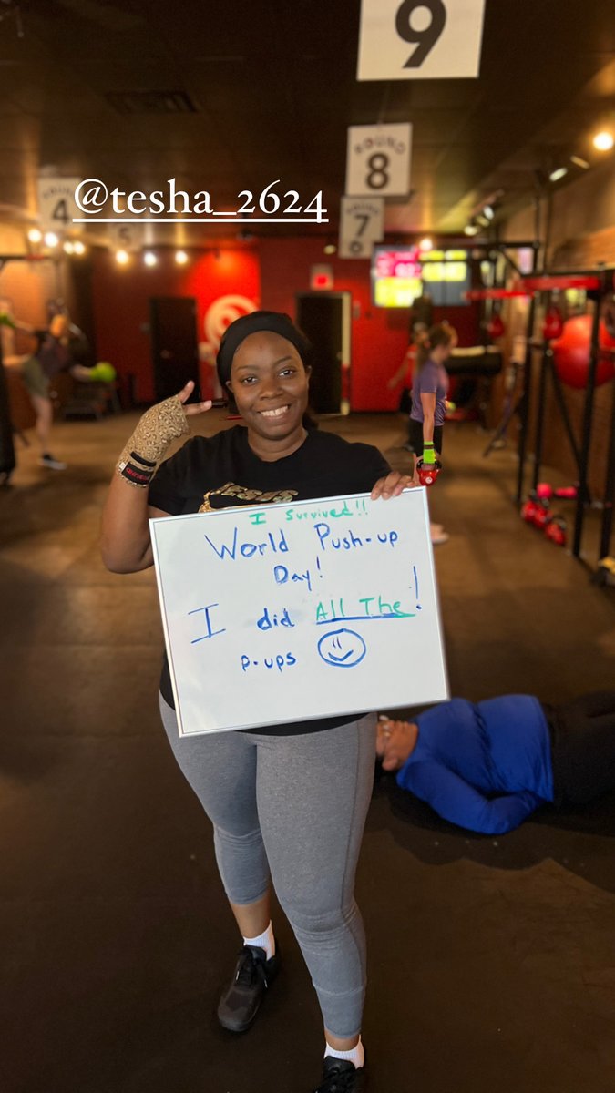 9RoundMHK's tweet photo. Great job with world pushup day! So many more pictures we could post, but Facebook limits the amount of awesomeness we can share in one post 😆 Pat ourselves on the back for powering through and challenging yourselves!

#worldpushupday #strength #muscle #9round #manhattankansas https://t.co/7IXg0Xyv13