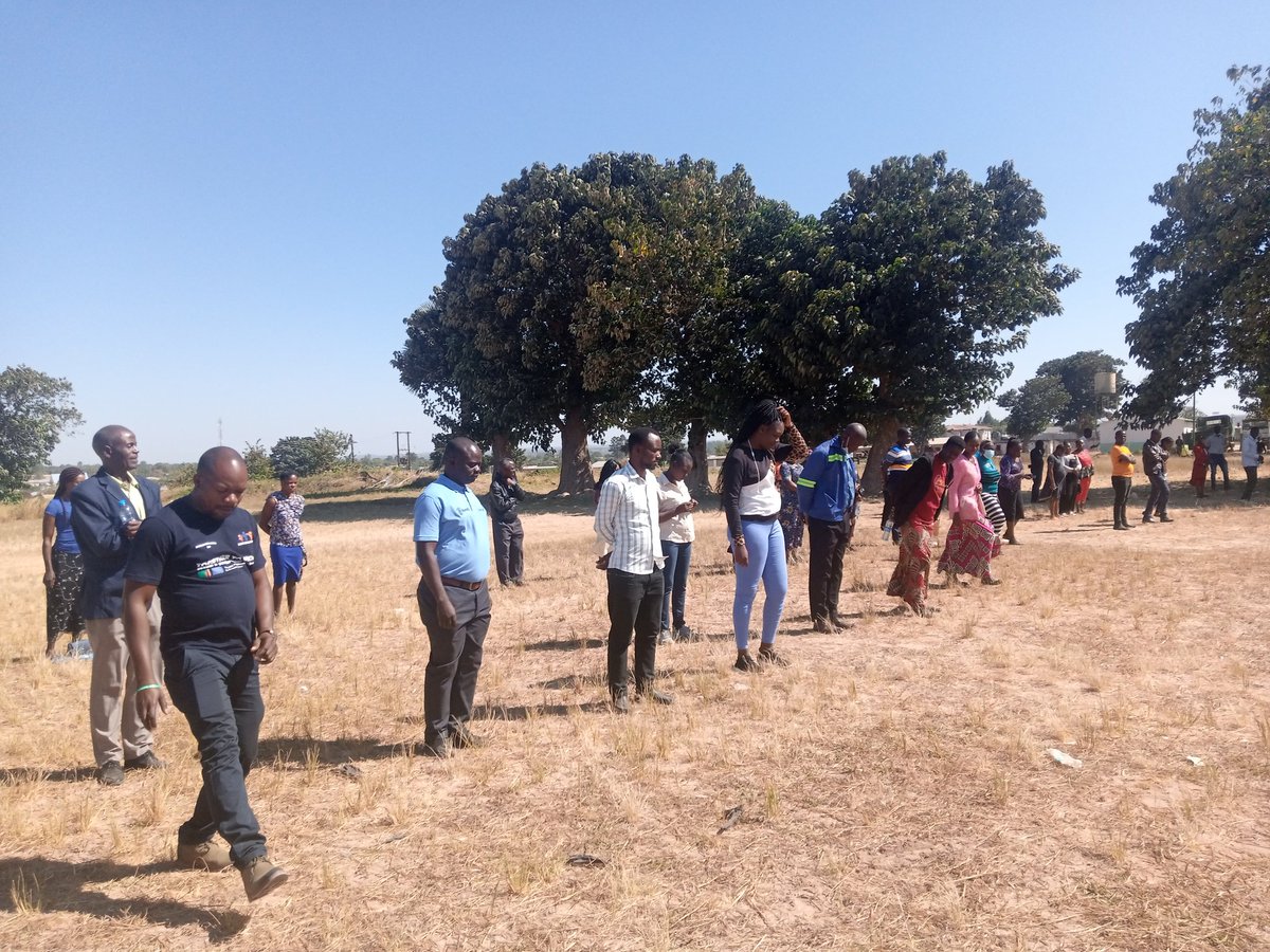 CathyMwema's tweet photo. The power walk exercise at integrated climate-smart aquaculture-livestock practises training in Mansa under #AICCRA. "We started together, now we are far apart. This exercise has brought clarity to inequities shaped by our social positions" @NetsayiMudege @Agness90279727 https://t.co/hc09gAUZr0
