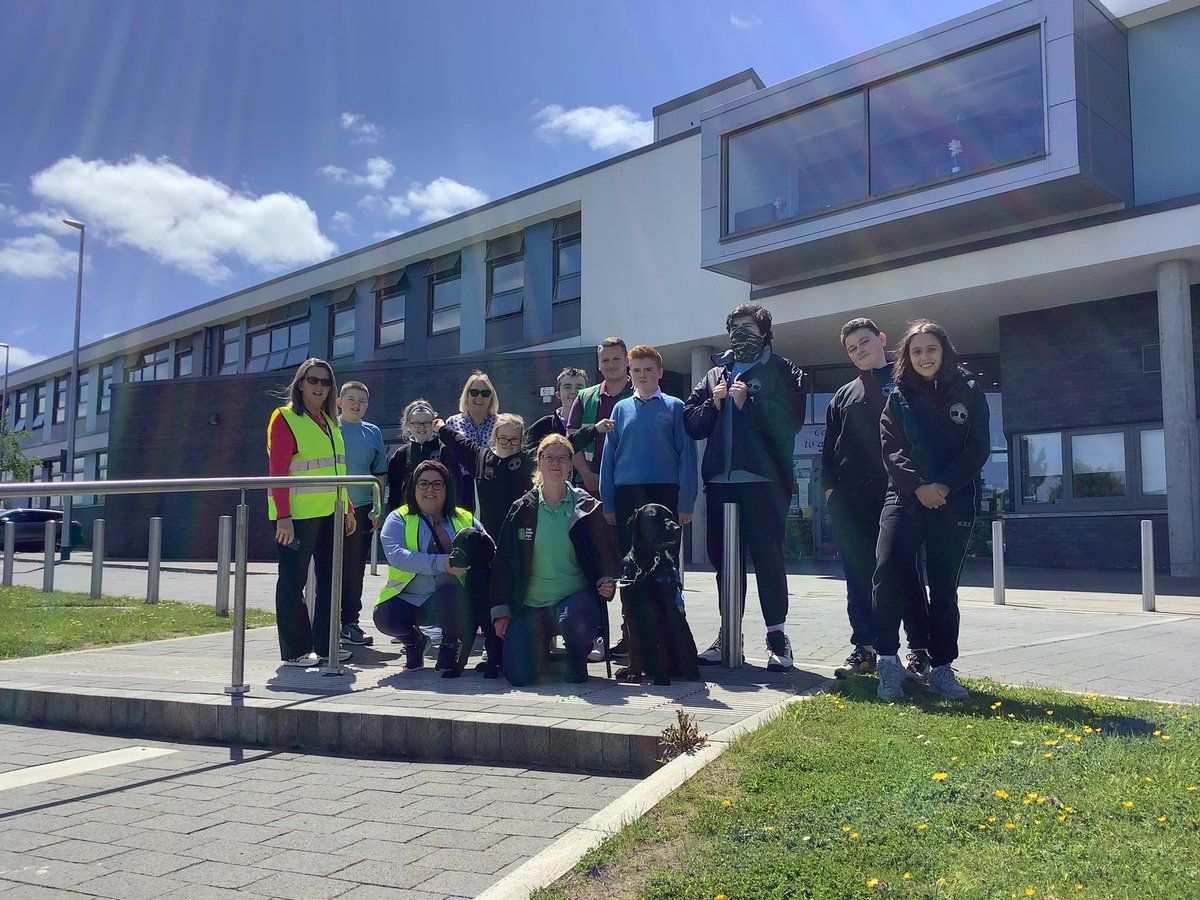 To celebrate Guide Dog Day <a href="/OideKara/">Oide Kara</a> accompanied by Oide Mary &amp; all of her pals in An Ríocht along with Eimear &amp; Wayne led everyone in <a href="/Kingswoodcc16/">Kingswoodcc</a> in our walk for <a href="/irishguidedogs/">Irish Guide Dogs for the Blind</a> #ChangingLives