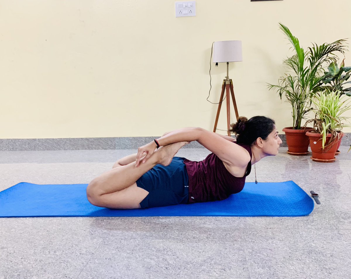 Jashaswinid's tweet photo. “Yoga is about clearing away whatever is in us that prevents our living in the most full and whole way.”  – Cybele Tomlinson

#yoga #fitness #FridayMotivation #FridayFitness #lifestyle #routine https://t.co/6lIRCyJJEQ