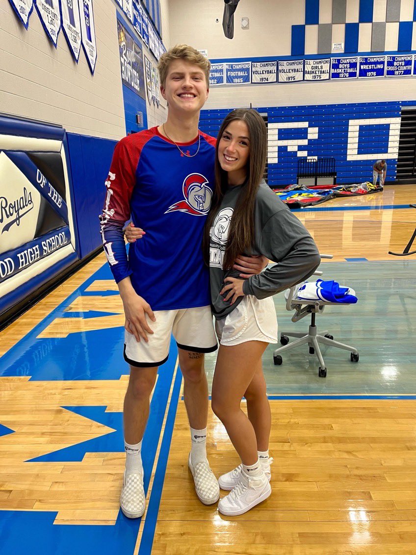 So blessed to announce that I will be accepting my scholarship offer and committing to play basketball at Elgin the next few years! Go Spartans ❤️💙