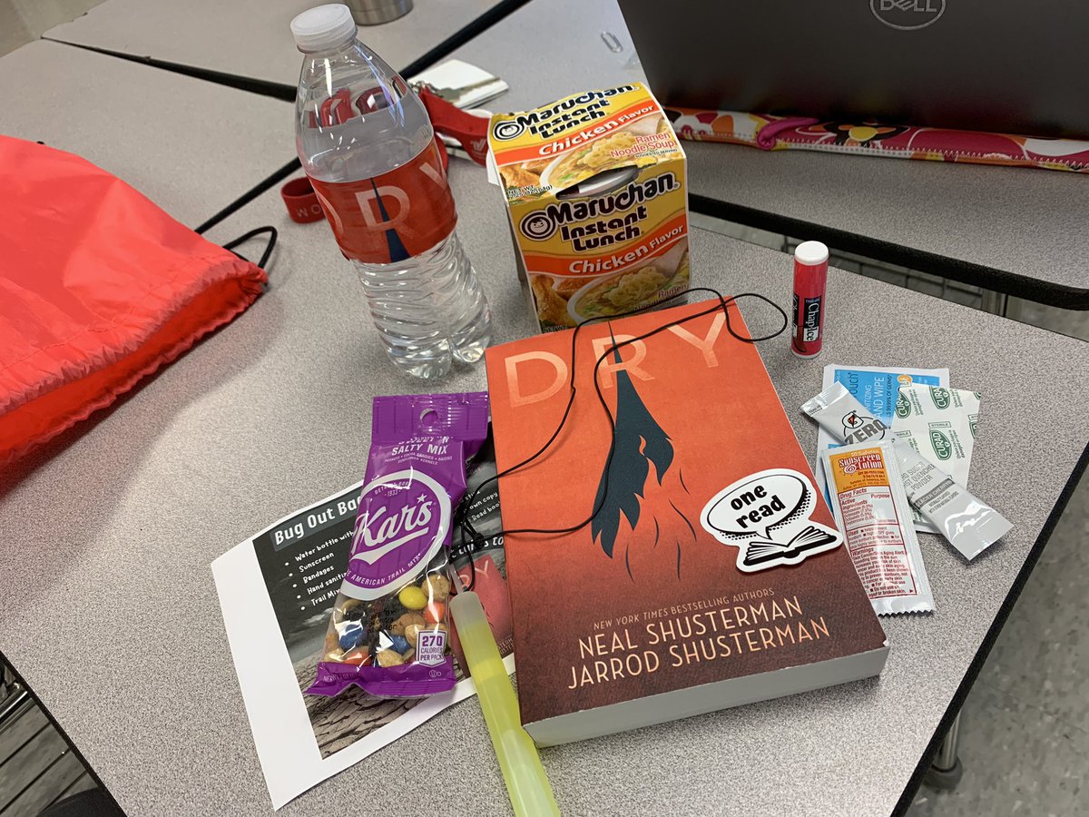 FZEMrsBono's tweet photo. Who else got their SURVIVAL PACK for @fzelibrary One Read?! Can’t wait 📖! https://t.co/7vZKfqntnO