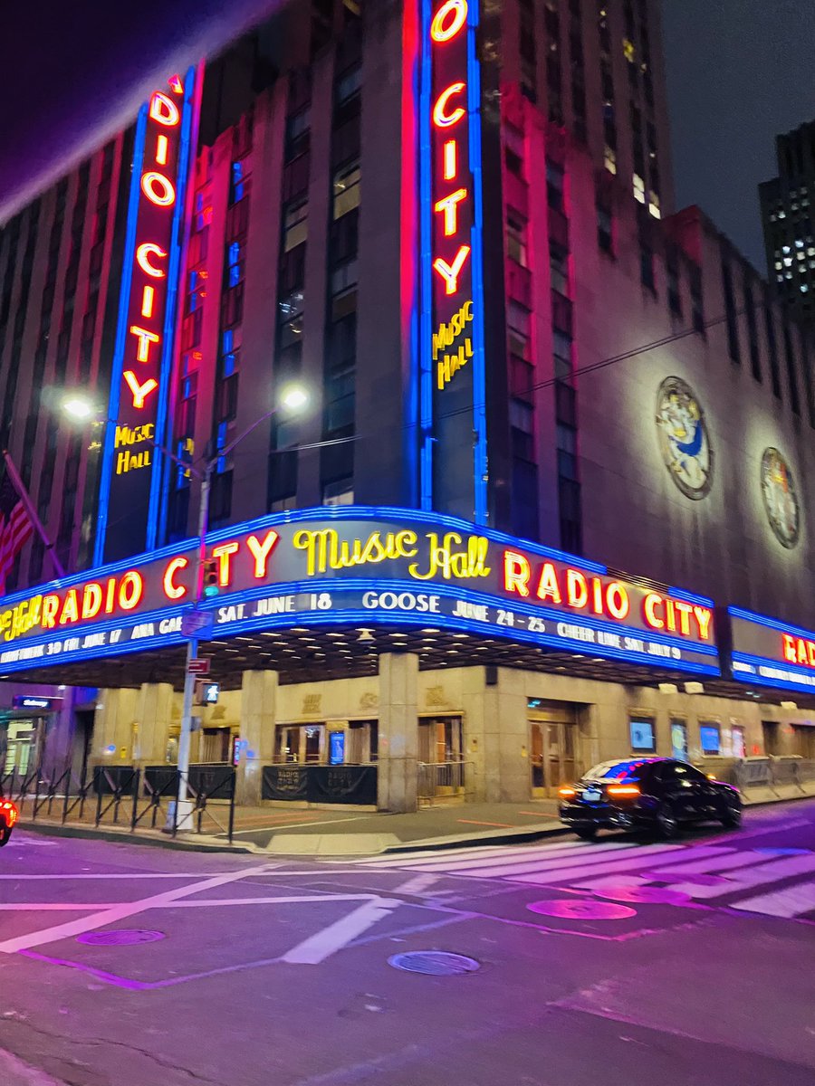 ScottGriest's tweet photo. So good to be back in #NYC especially in Spring!
Thanks to #LendIt for hosting a great conference this week, now time to explore and enjoy #NewYorkCity https://t.co/mazsMqqetH