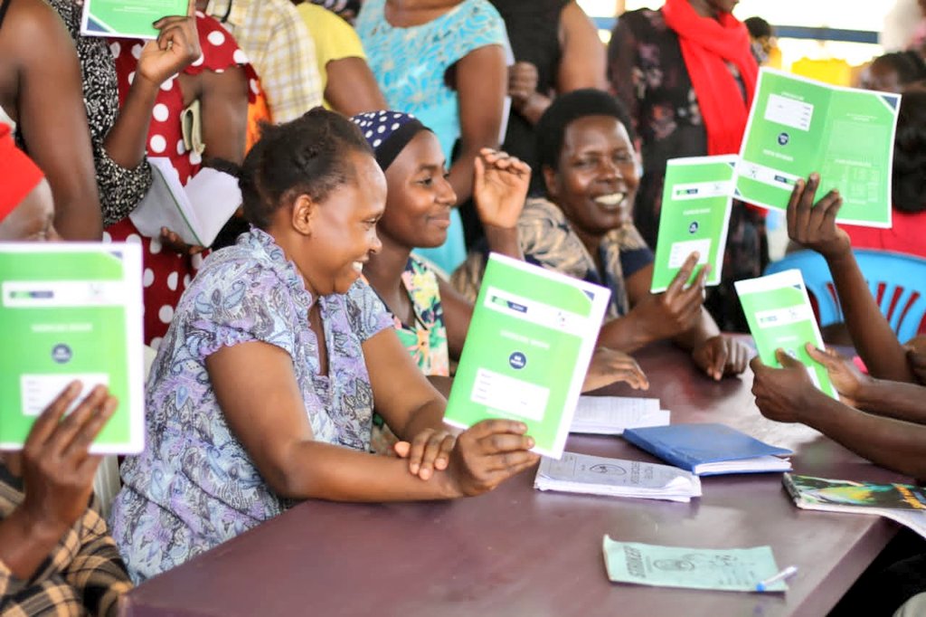 burgess_fdtn's tweet photo. Happening Now; Excitement as kinawataka young mothers show off their own made booklets on this #BeHandsOn skill workshop.
With our partners @kcbbankug wont give up on skilling women & girls. https://t.co/9dj4O0cDKf