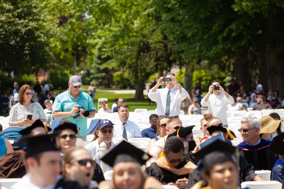 Hood College tweet media