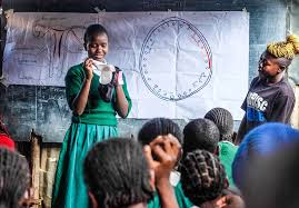 DynamicFemmes1's tweet photo. Le 28 mai est la journée internationale de l'hygiène menstruelle. C'est l'occasion de briser les tabous et de sensibiliser sur les bonnes pratiques hygiéniques pendant la période des menstruations. Changer régulièrement sa serviette après un lavage de sa zone intime à l'eau. https://t.co/Oej2MXDEBx