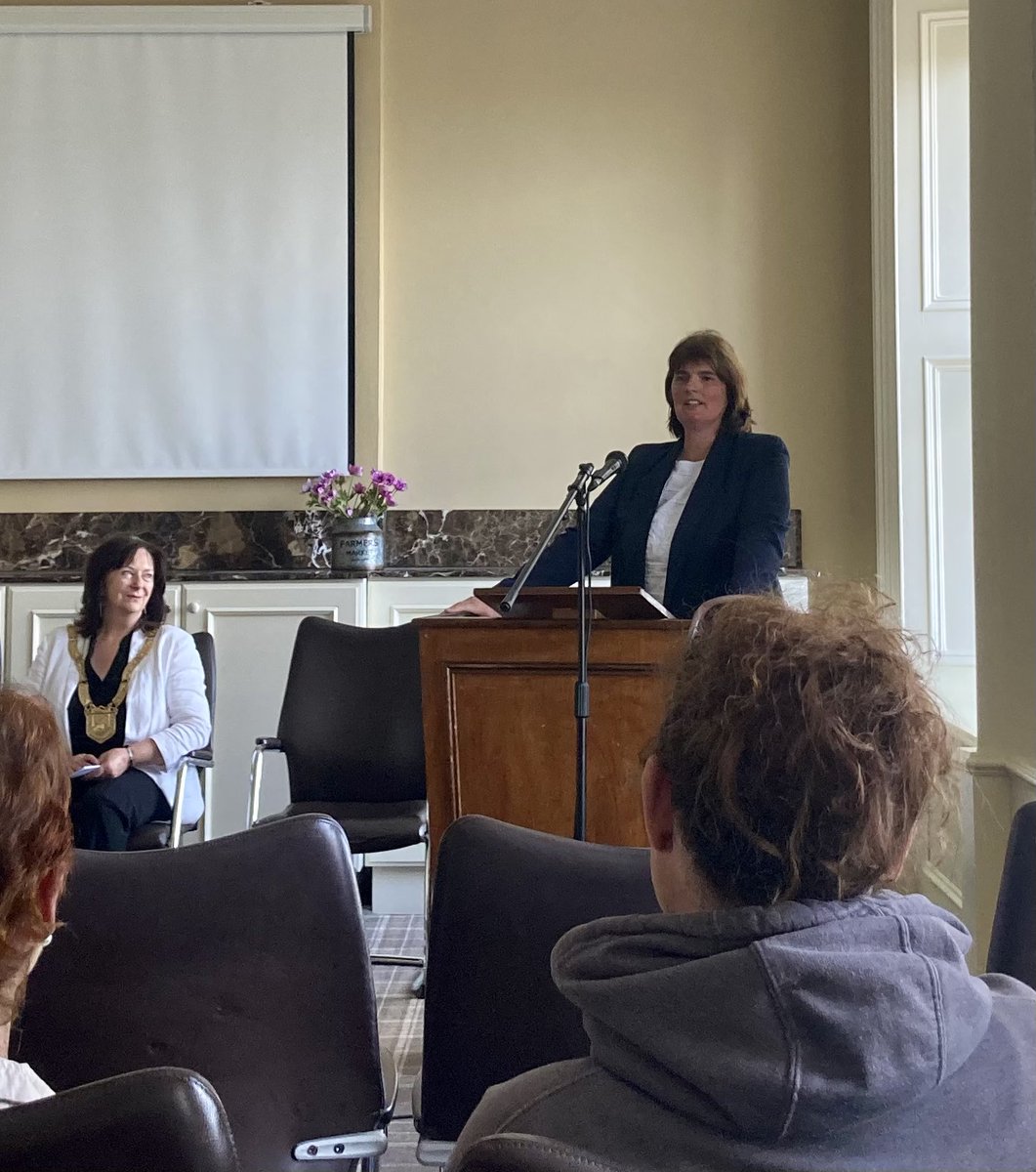 MariaCanEmb's tweet image. Delighted to attend the launch of Alison McNamara’s book ‘Thea’s Challenge’ by @Lettiemccarthy who spoke about #kindness, “kindness is no burden, there is no weight in it”. The kindness of Alison means that all proceeds of the book will go to support meals on wheels in Ireland.