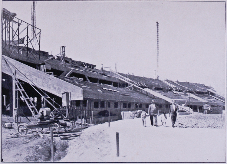 afa's tweet photo. #BibliotecaAFA atesora y preserva fotos de la construcción de los estadios 🏟️ de nuestro país. 

⚽️ Testimonios de los escenarios que vieron forjar la grandeza de nuestro querido Fútbol Argentino. https://t.co/fvh6QVo18d