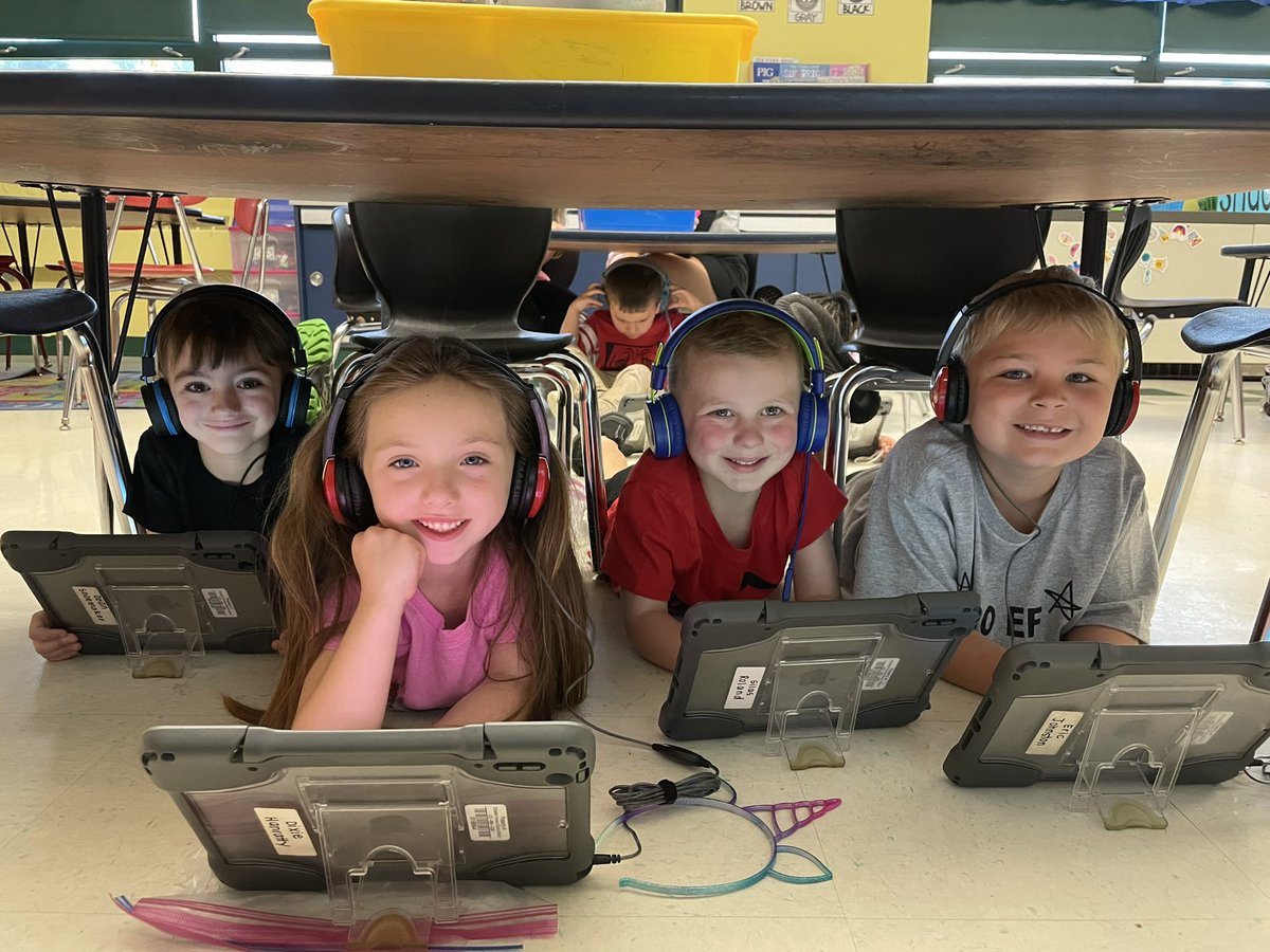 Mrs_Loucks's tweet photo. Today is the letter U in our ABC Countdown to Summer! We are loving working UNDER our desks today 🎧📝 https://t.co/hO70cYdNqu
