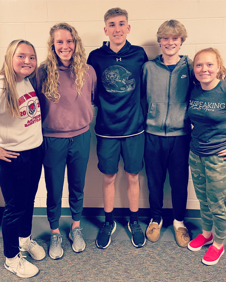 ADMStuCo's tweet photo. The Core Four were amazing this year and left some hard shoes to fill but I know the Ferocious Five are ready to lead! Congratulation to the 22-23 Core Leadership Team! https://t.co/tq2ZU5Ic0g