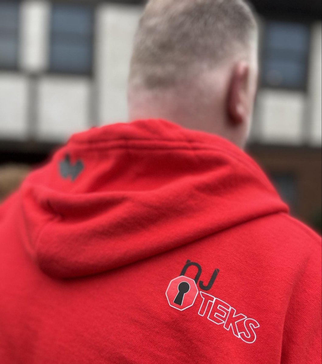 njteks's tweet photo. Look at this awesome new merch for NJ TEKS! All our merch has the signature red and white color scheme with the red and black padlock design. We have mugs, zip-up hoodies and even shot glasses. Not all superheroes wear capes, some just wear NJ TEKS merch!
#NJTeks #ITguys https://t.co/0k6TEdJtaq
