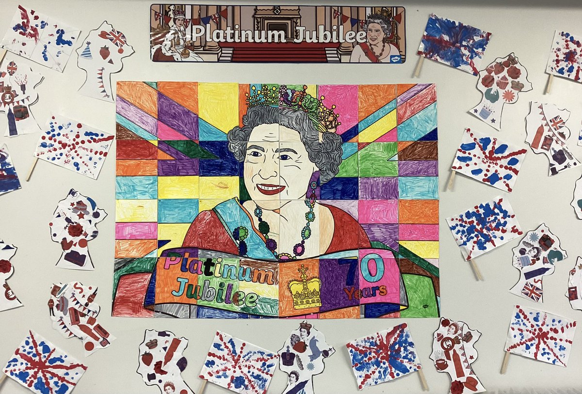 MissCorbett11's tweet photo. What a wonderful display the children have created to celebrate the Queen’s Platinum Jubilee @WMoor_academy #PlatinumJubileeCelebration https://t.co/Ml1lnzQlhF