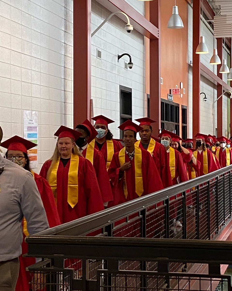 Davis Middle School tweet media