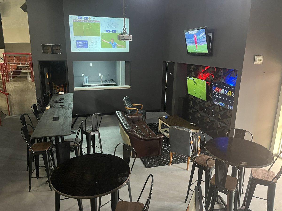 crossbardallas's tweet photo. Champions League watch party this Saturday! We have 70+ beers, liquor, and a food truck. https://t.co/VxPCtPKWbC