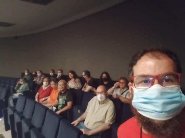 SaludMentalVAL's tweet photo. Gracias al programa #ButacaOberta de @GVAivc ayer en #OcioInclusivo disfrutamos de la obra "Invisibles", un espectáculo de música, teatro y danza para visibilizar a las mujeres invisibles.
#SalDeCasa https://t.co/KmmLgVaHco