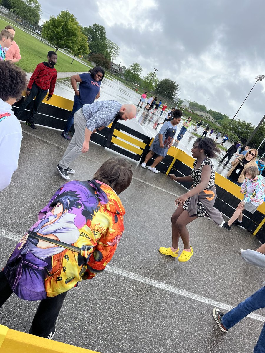 AISEast's tweet photo. When the new principal plays Gaga ball on the last day of school…in the rain…kids love it! #avonisallin #AISEast https://t.co/M6hnXI8nAG