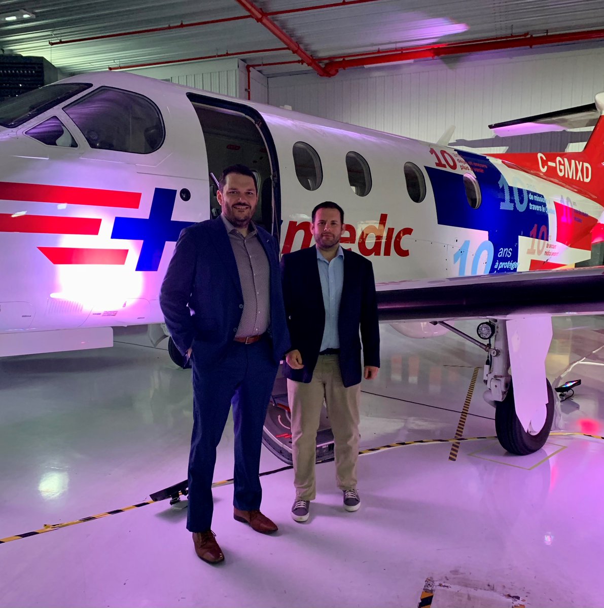 hk_canadaFR's tweet photo. Jean-François Landry (@jf_landry) et Pierre Tremblay (@TremblayPierre) étaient au siège social d’@AIRMEDICQC la semaine dernière pour souligner le 10e anniversaire de ce #HKclient spécialisé dans le transport médical aérien. Félicitations pour tout le chemin parcouru! https://t.co/TH3c80JCA6