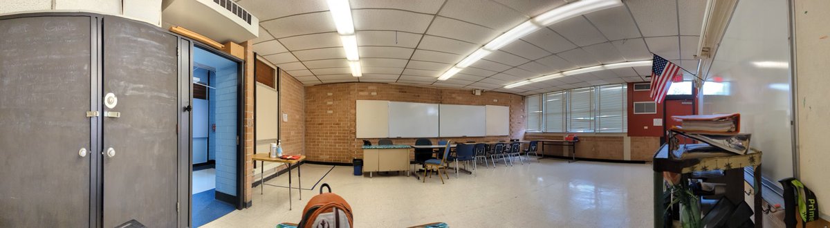 Gknee's tweet photo. Room 39.... All ready for Summer. #JSMAL #TwoHours https://t.co/QBvoWUeyZm