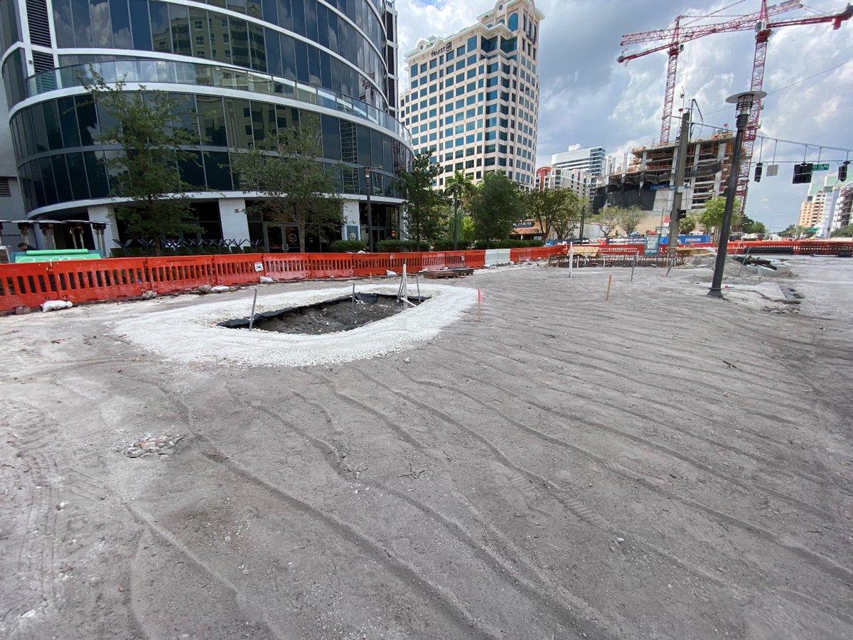 leadengcon's tweet photo. The LEAD (https://t.co/Z9ZB7C59Ek) team is making solid progress on the construction of the FDOT State Road 5 (US-1) from SR 862 (I-595) to SR 842 Broward Boulevard Project.  #constructionnews #bestservice #leadership https://t.co/n21EbzKQZn