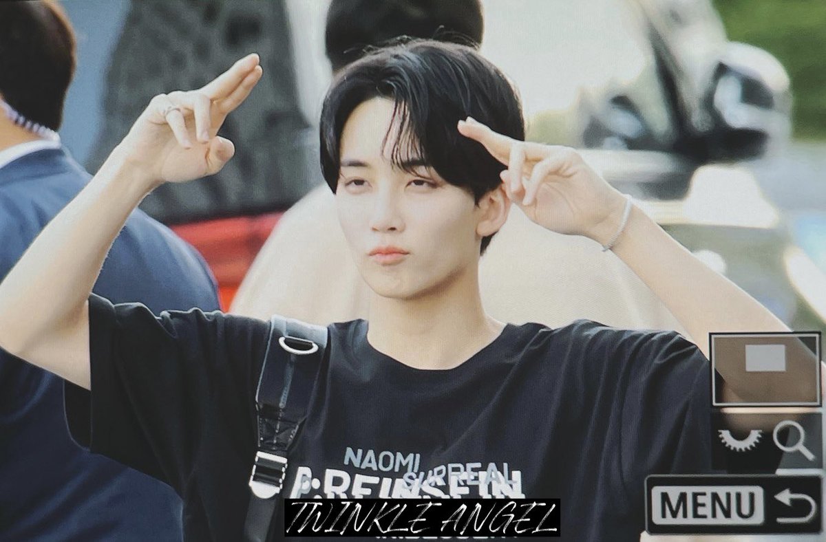 220527 뮤뱅

#정한 #세븐틴      #SEVENTEEN      #JEONGHAN <a href="/pledis_17/">세븐틴(SEVENTEEN)</a>