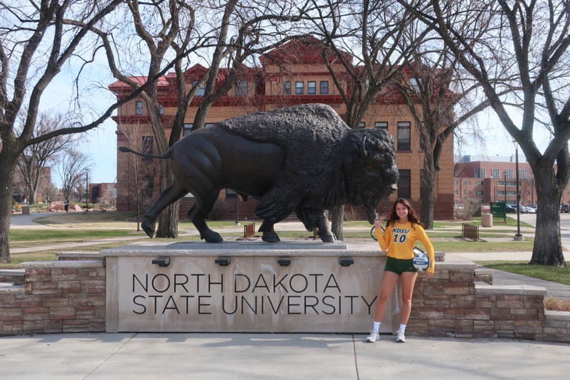 SFMHSWolfpack's tweet photo. Congratulations #NEXTLEVELWOLFPACK๐บ Logan OโBrien on your new home @NDSUathletics #TEAMSOUTH https://t.co/DzfDd74gsv