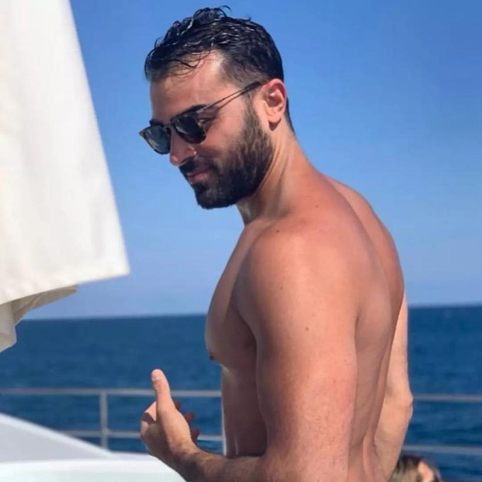 robertomanzi9's tweet photo. Esattamente  Federica non dovete dimostrare niente a nessuno vivete la vostra vita come vi piace noi che vi conosciamo approviamo avanti cosi' ���️❤️#Gianfede @giammy30685 @FedericaCalemme https://t.co/gVWtdndo19
