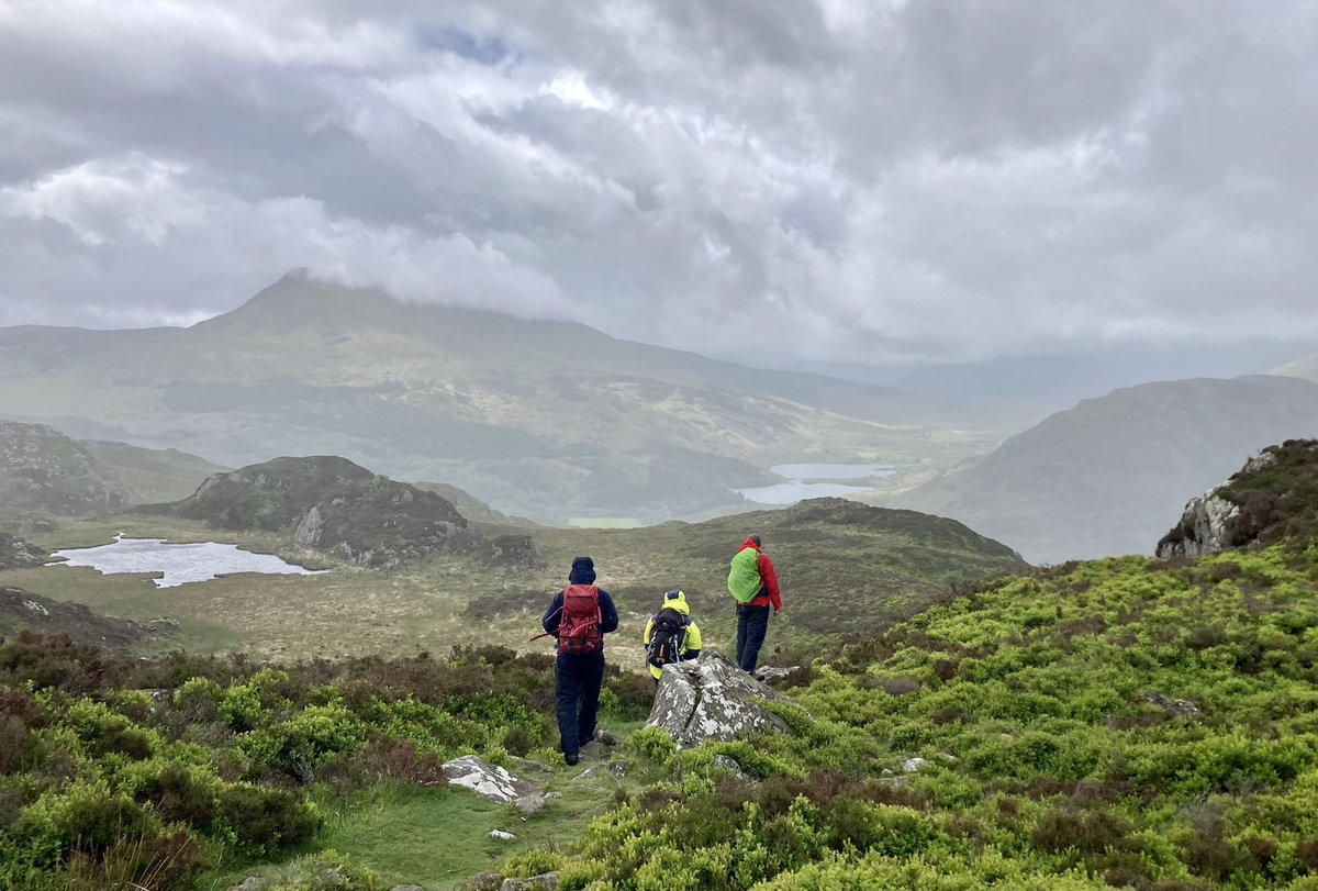 A super busy couple of weeks in Snowdonia.. An RCI training, a 2 day ML refresher, some guided Scrambling and Multipitch days… Mega! 🧗‍♂️⛰😁

<a href="/the_AMI/">The AMI</a> @MtnTraining @MT_Association 
<a href="/visitsnowdonia/">Snowdonia National Park</a> @visit_snowdonia 

#snowdonia #mountains #rockclimbing #mountaintraining
