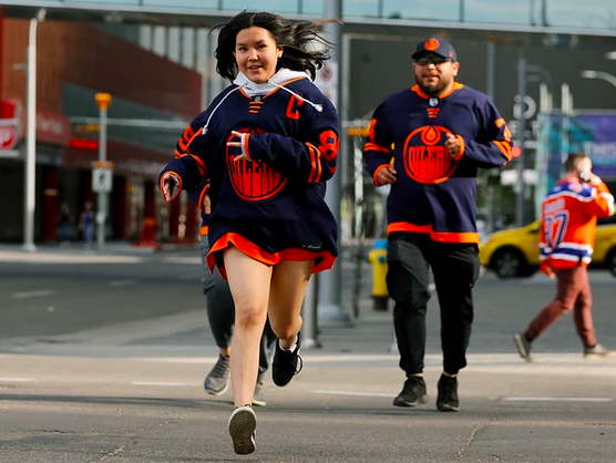 Edmonton weather: An Oilers win and a chance of thunderstorms, coincidence?

edmontonjournal.com/news/local-new…
#yegwx #yeg