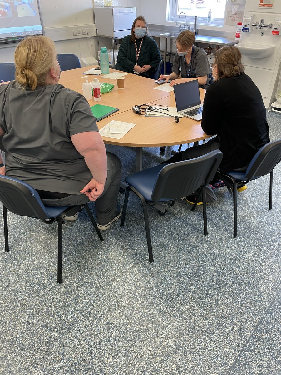 childrensasthma's tweet photo. Great #Simulation today at #5EM - realistic scenarios and immersive simulation @GoldKirsten @nhsl_meded @ctfnhsl @paton_catie @KFMillar1 @abbeyellis123 @UofGMedSim @UofGMedicine https://t.co/I8GZhgV950