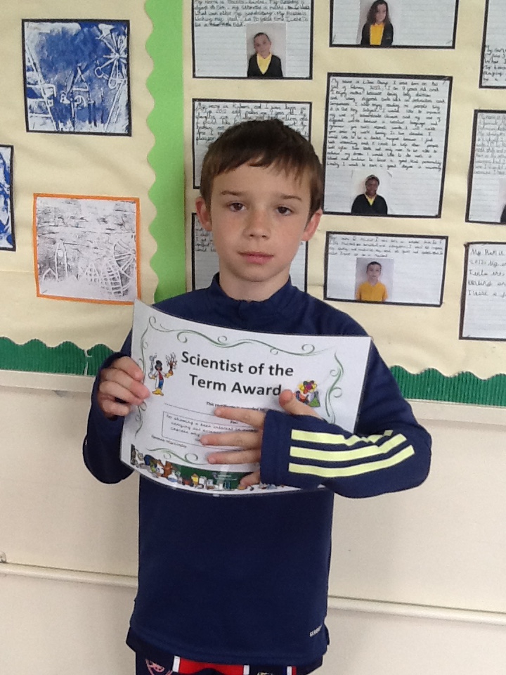 sherwoodprimary's tweet photo. We are proud to congratulate yet more Scientists of the Term! It is so great to see the enjoyment and engagement in science across the school. Here are just a few of our proud scientists :) #STEMeducation #science #promotingscience #youngscientists https://t.co/FaFIlKEn6S