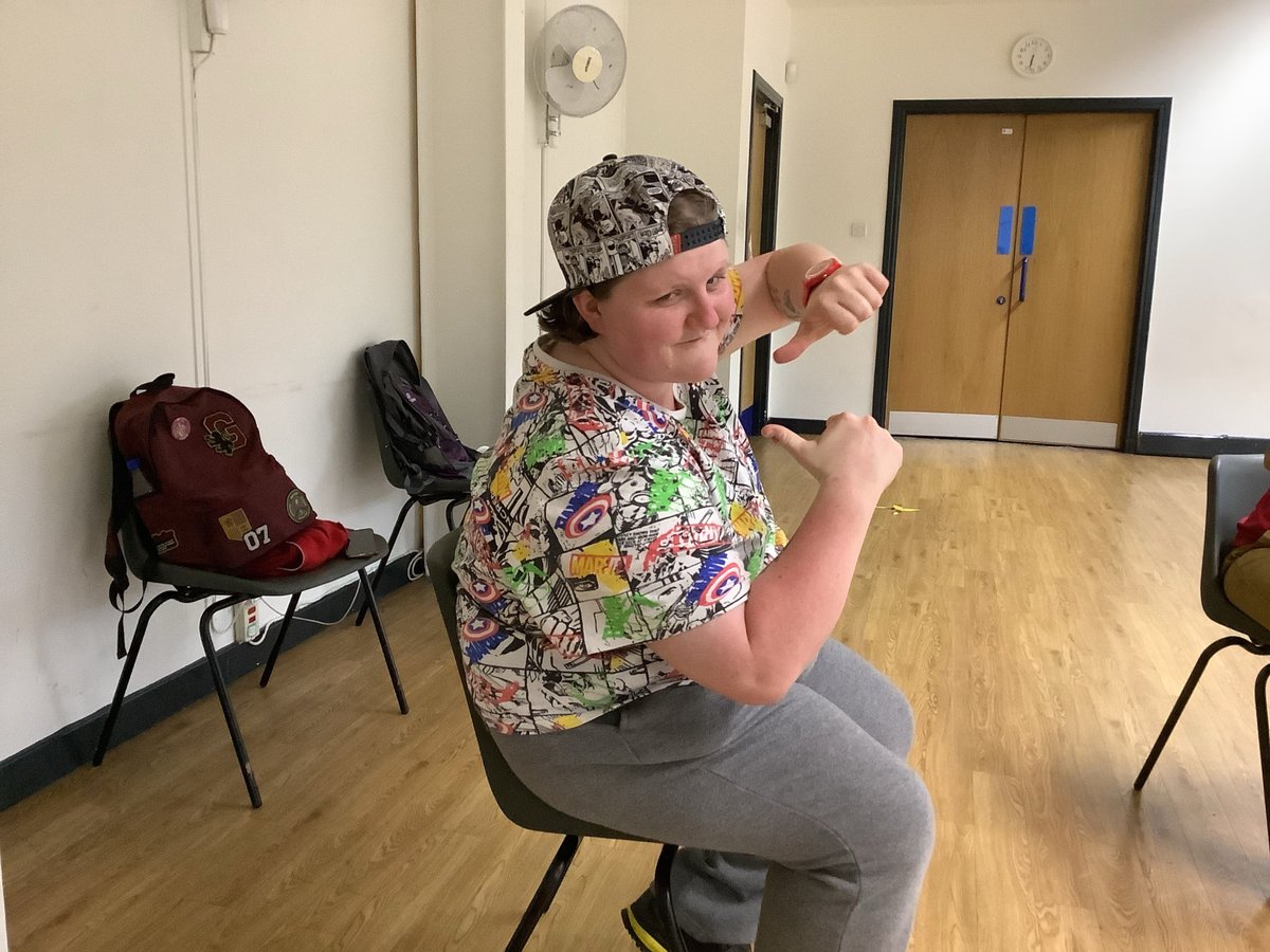 diytheatreco's tweet photo. Check out these smiley faces and big thumbs up from listening to the space, beach and train songs we created last week with brilliant musician Sarah Atter!

We are so excited to explore how we can use them in our Youth Drama performance! https://t.co/mTNo7MwFUv