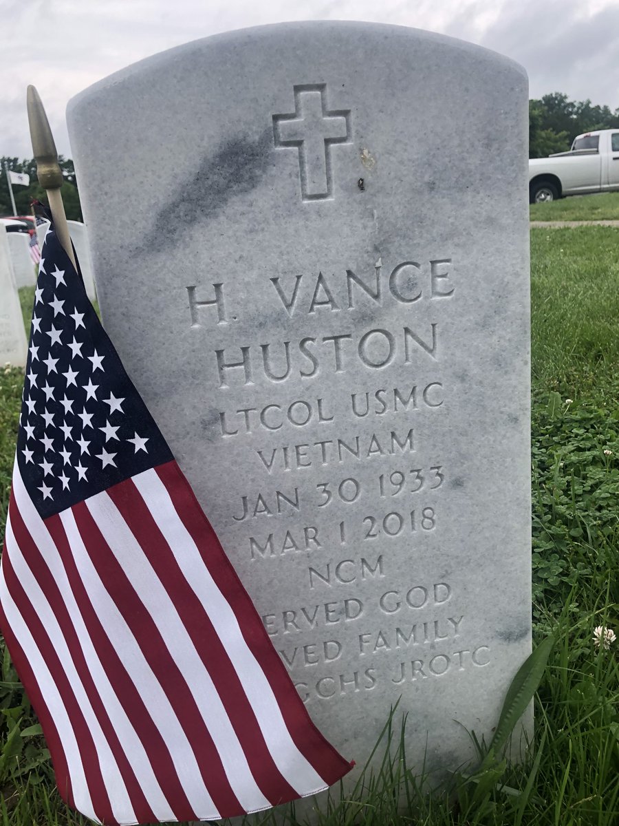 TrayseaMoresea's tweet photo. Summer break and rain do not stop Musketeers from helping out in the community. This morning , GC students were helping place flags at the Kentucky Veterans Cemetery off Industrial Highway for Memorial Day. #GCAllForOne #GCOneForAll https://t.co/sk1n5K5r60