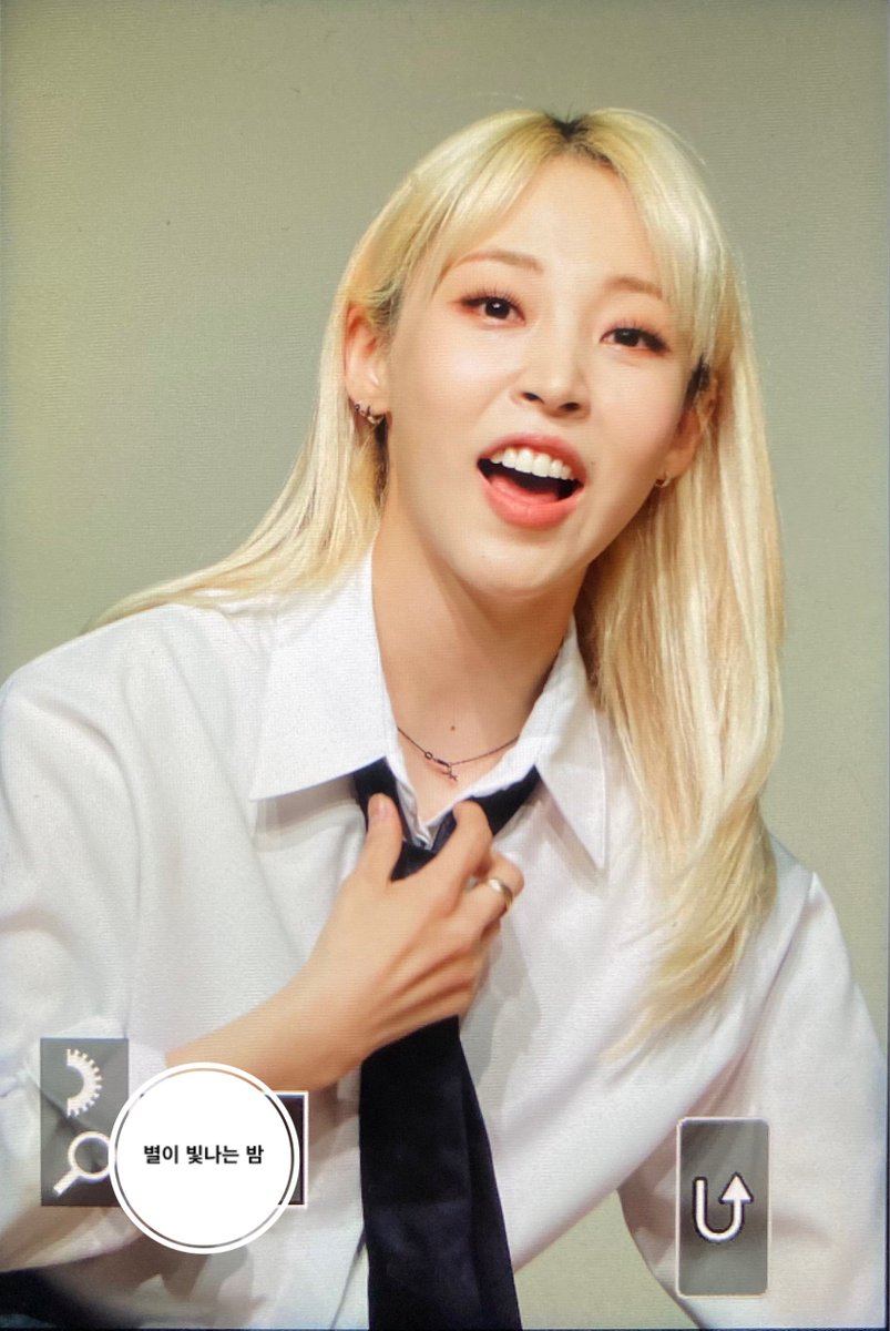 starrymoon1222's tweet photo. 220527 문별 일지아트홀 팬사인회 프리뷰

그래도 우리 별이 귀여운 거 잊지 마셈🐹♥️

#MOONBYUL #문별
#C_I_T_T #Cheese_in_the_Trap https://t.co/OffdIFI4mN