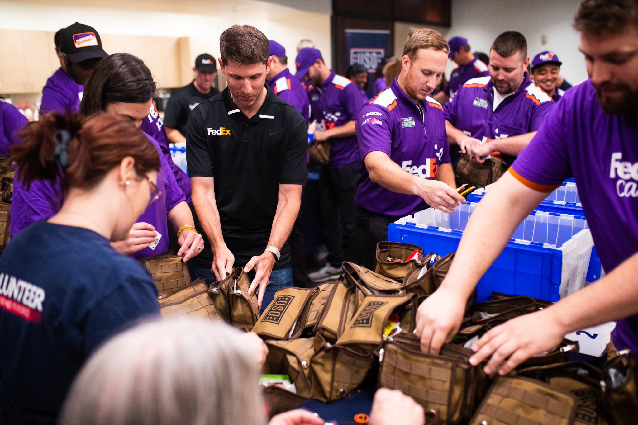 FedEx on Twitter "We’re excited to team up with the_USO, dennyhamlin