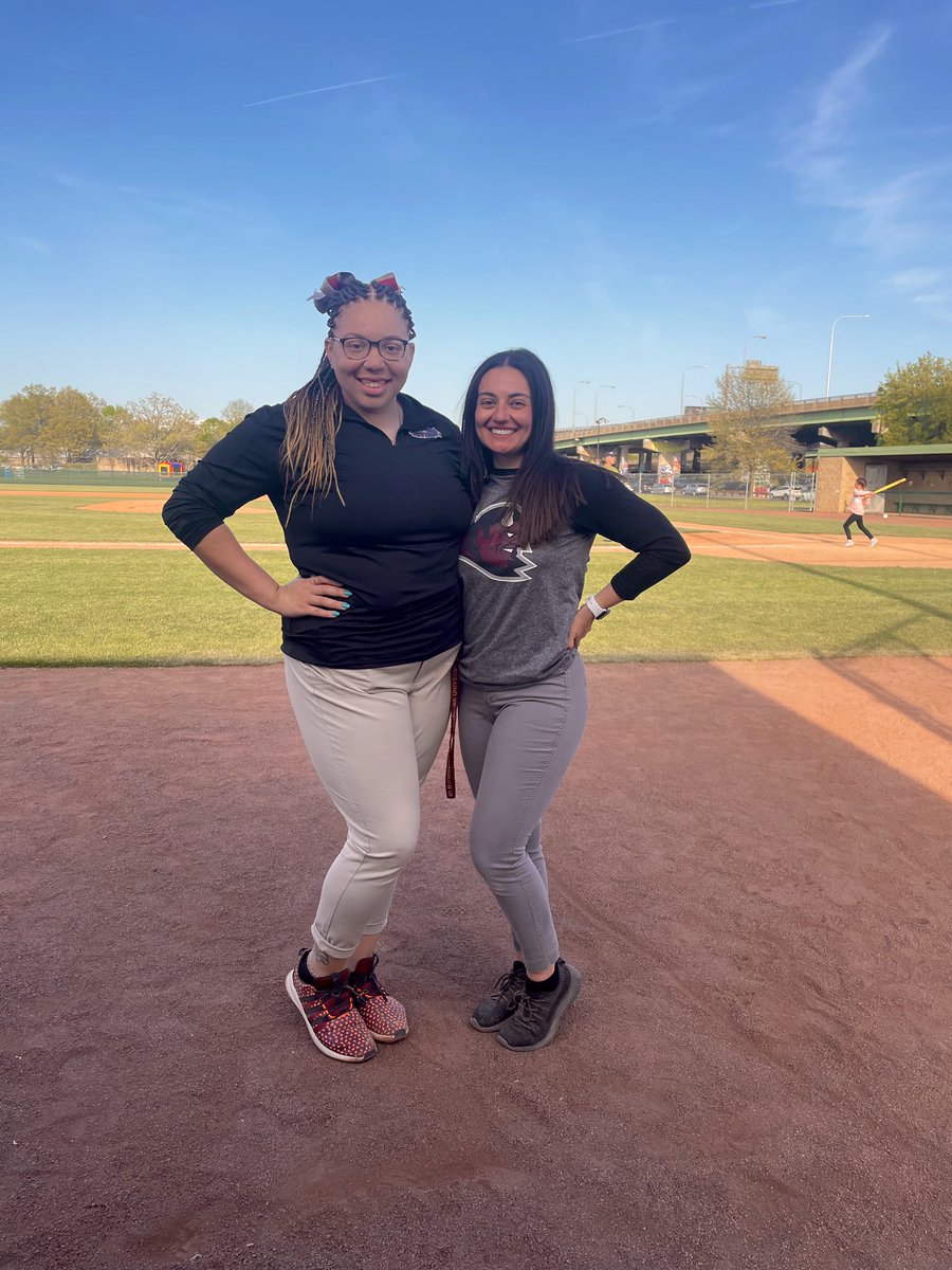 Please join us in thanking B and Bradie for stepping up and running the ATR this season. Although it was both of their first years, they transitioned smoothly and made sure our student-athletes received the best possible care