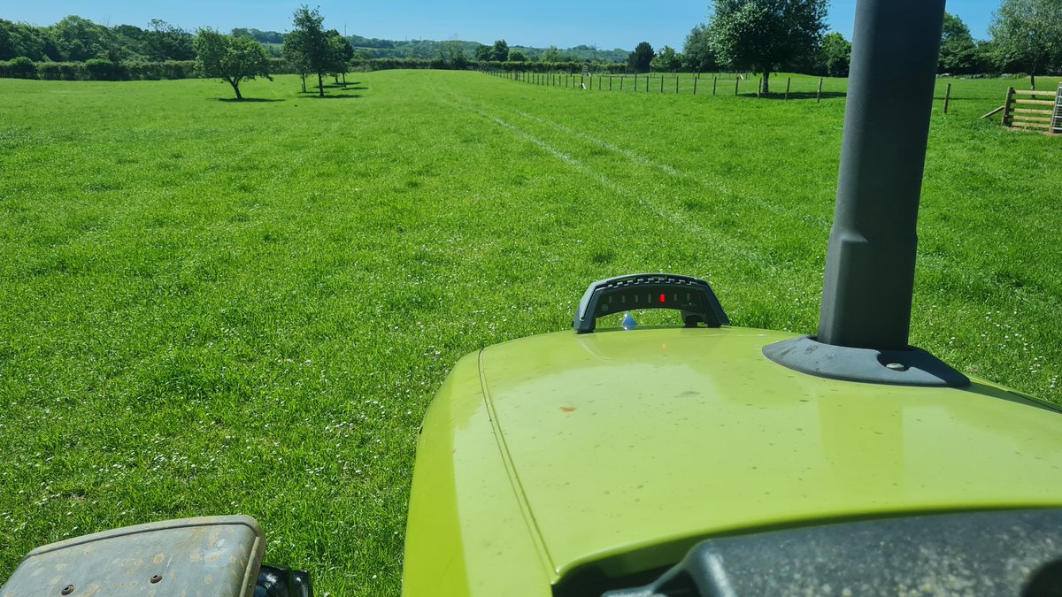 CRichards666's tweet photo. GPS for a tractor? Our farm staff @BridgendCollege testing new GPs kit to aid making their processes more sustainable. With a little tech help from @_den_01. https://t.co/97NPVNwaCo