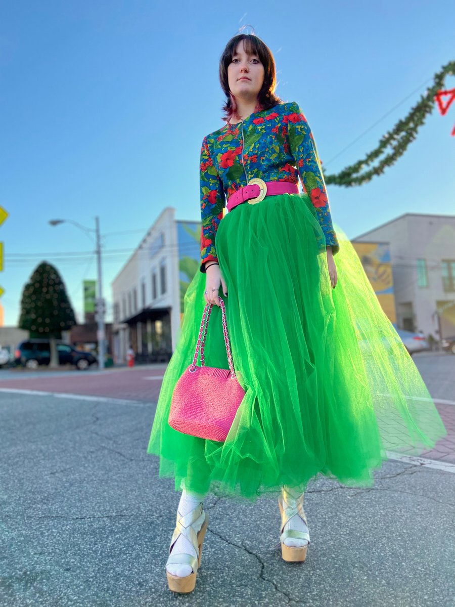 We enjoy the endless possibilities fashion offers. Are you in a fashion rut? 

 #fashion #style #themusenc #themuse #vintage #vintagefashion #newgrahamnc #grahamnc #chapelhill #durham #mebane #destination #thrift #secondhand #smallbusiness #raleighnc #elon #uncg #burlingtonnc #gr