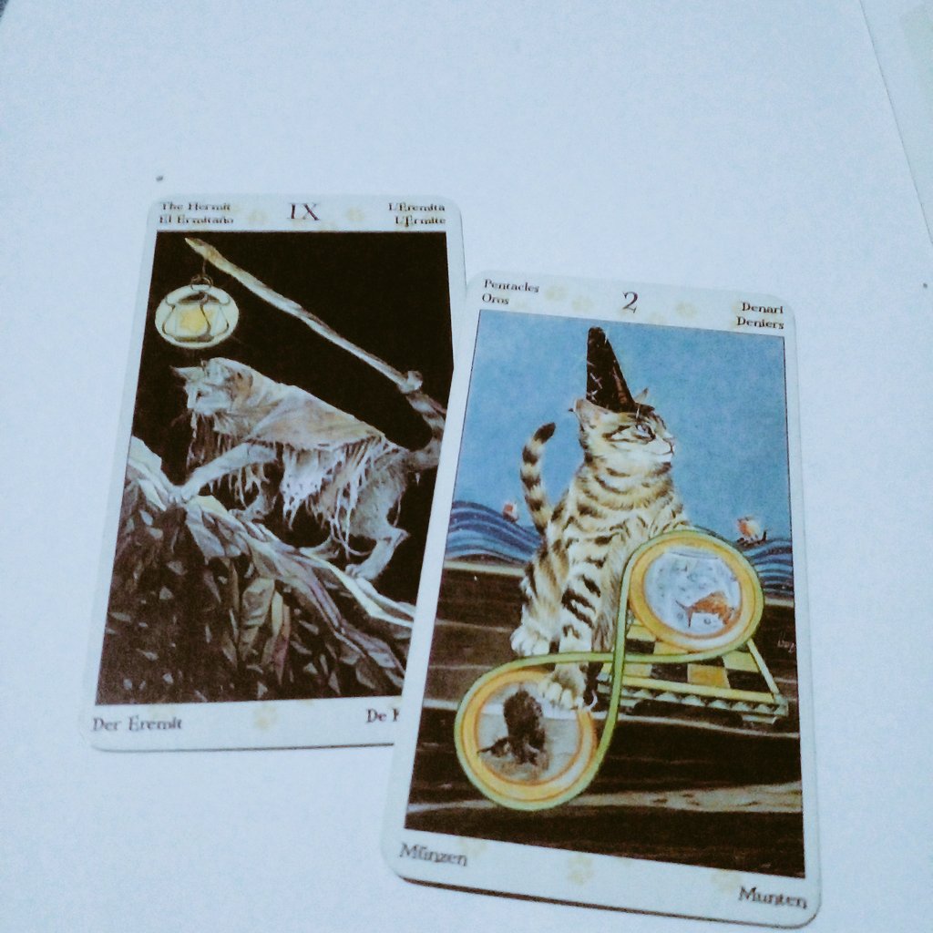 taruarif's tweet photo. Tonight's message : 

Pas bngt apa yg td diobrolin sm mbak @__tikapuspita , eh keluar kartu The Hermit :D 
Kawan2 semua, kalo ga mood buat ngobrol &amp; berinteraksi sama seseorang/disituasi tertentu, it's okay buat menghindar. Jaga energi &amp; diri kamu tetep seimbang ya. Usahakan... https://t.co/Aezz7DzBml