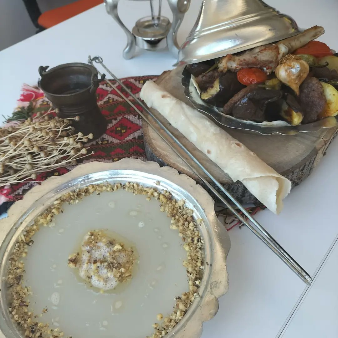 Kademtokat's tweet photo. #TürkMutfağıHaftası kapsamında mutfak atölyemizde bu hafta Tokat’ın yöresel lezzetlerine yer verildi.
#keşkek
#bat
#hasuda
#tokatkebabı
#tokatçöreği
#erikliçirtatlısı
#tokatagitmekgerek
@tokatadair https://t.co/p41TGutgnR