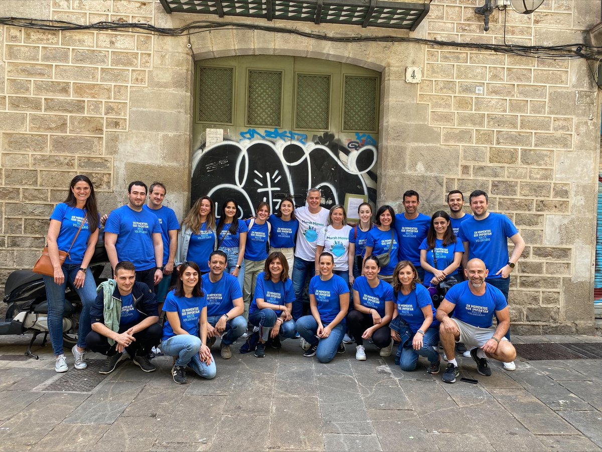 Yerroman's tweet image. ¡Momentos que importan!
@MercerSpain con Ukrania 🇺🇦
¡Qué nuestras manos trabajen la paz!

#mercercares #diadevoluntariado