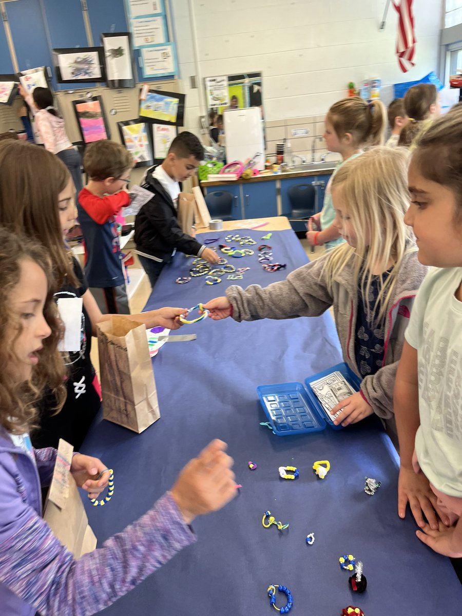 Room 308 “Market Day.”🛍Students made and “sold” self-selected products to experience real life understanding of economics concepts. <a href="/FLBulldogs/">Falls-Lenox Primary School</a>