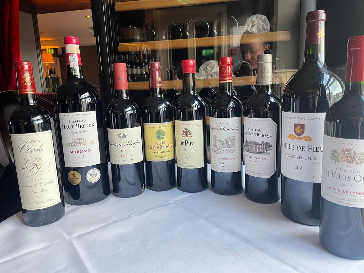 Wine Down Wednesdays have arrived at The Wild Goose in Ranelagh! 
Every Wednesday we will highlight a region with 20% off all bottles! This coming   Wednesday 1st of June we are focusing on the Bordeaux region 🍷, come and avail of our new set menu and famous Cote De Boeuf 🥩.