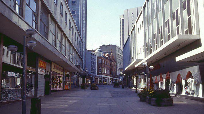 BrumRadio's tweet image. If you are a local Birmingham/West Midlands based musician/band or artist. Send us your music.
There's an opportunity to be featured in our playlist, which is made up of 100% Birmingham music.
Submit your tracks here: brumradio.com/submissions/
#InBrumWeTrust #Birmingham