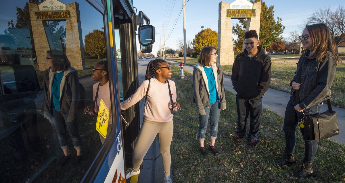 CityofWichita's tweet image. Wichita Transit is offering free, unlimited transit rides 🚌 on all bus routes from May 26 through August 31, 2022 to kids 18 and younger, just by showing their school ID.  More information here: wichita.gov/News/Pages/202…