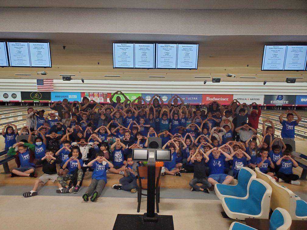 Mrs.Warner_enl (@enl_mrs) on Twitter photo 2nd graders at Holmes Road Elementary chose love on their field trip bowling today. They were respectful & cooperative while working together. #wechoselove <a href="/GreeceCentral/">Greece Central</a> <a href="/holmesroadtweet/">Holmes Road School</a> <a href="/GreeceTeachers/">GTA</a> <a href="/AMKelly7292/">Miss Kelly</a> <a href="/MStanchus/">Marianne Stanchus</a> @hrhardy5 2nd graders at Holmes Road Elementary chose love on their field trip bowling today. They were respectful & cooperative while working together. #wechoselove <a href="/GreeceCentral/">Greece Central</a> <a href="/holmesroadtweet/">Holmes Road School</a> <a href="/GreeceTeachers/">GTA</a> <a href="/AMKelly7292/">Miss Kelly</a> <a href="/MStanchus/">Marianne Stanchus</a> @hrhardy5