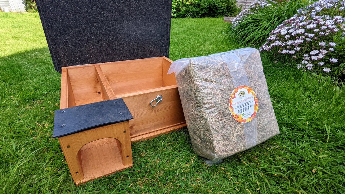 BenMatthewsUK's tweet photo. Just received this beautifully made #hedgehog house from @Riverside_Wood (as recommended by @HedgehogCabin)

I feel like it should be on one of those @OmazeUK adverts! https://t.co/AiyhkAgE5s