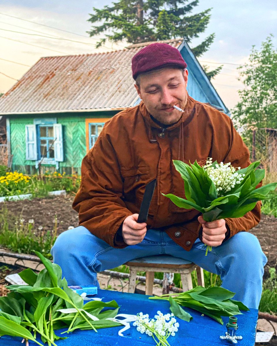 евгений. tweet media