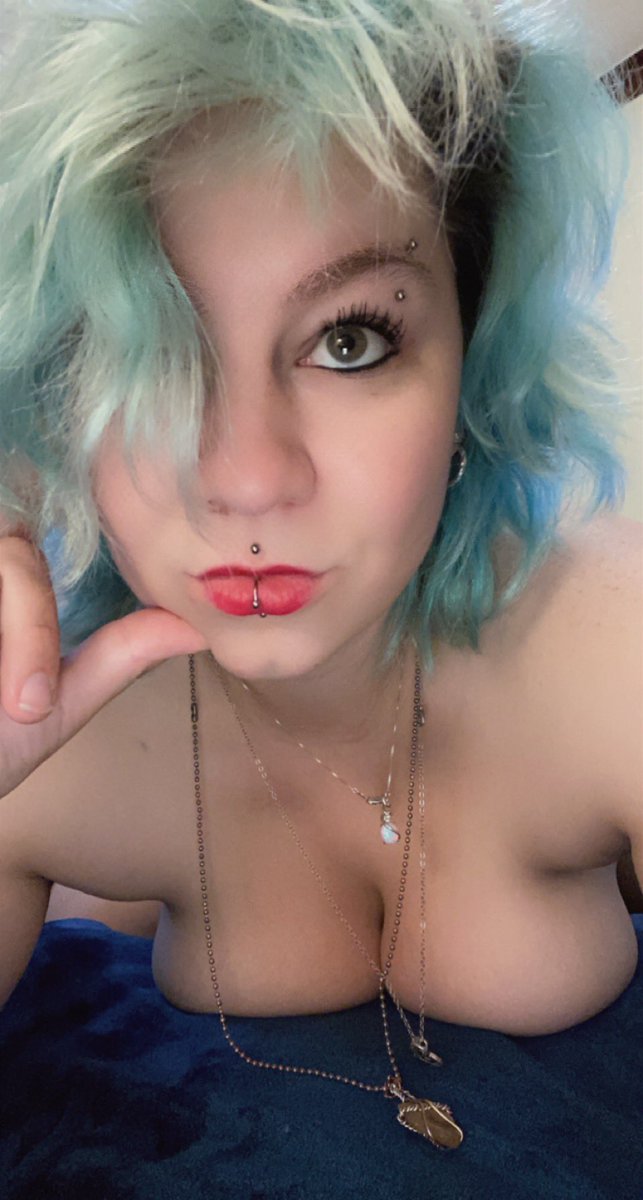 Good morning daddy 😈👅