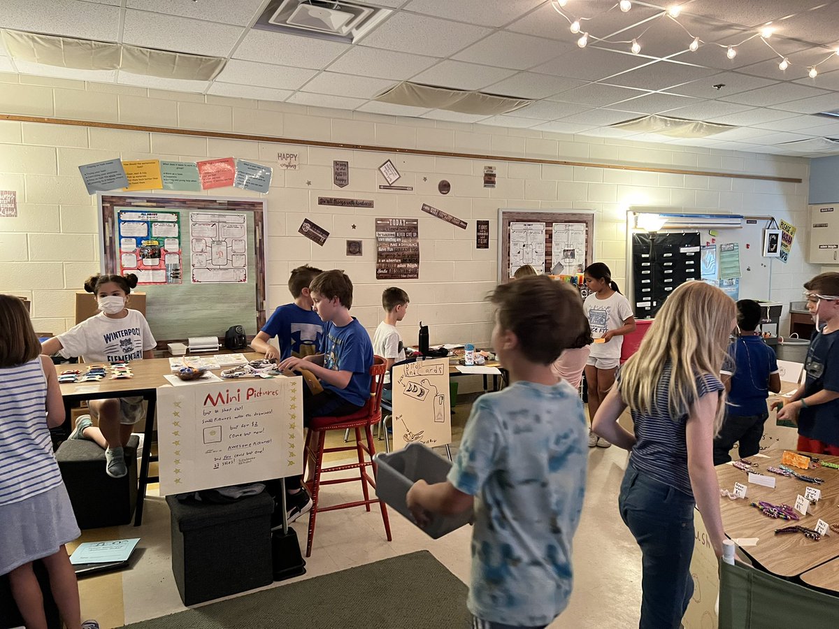 ap_guilliams's tweet photo. 3rd graders experiencing a real economy without leaving our classroom! @HeavenlyHusick @ParnellUVA @WinterpockAP @WinterpockES @MrsHouse8 @holley_edu https://t.co/PZ85enuYSf