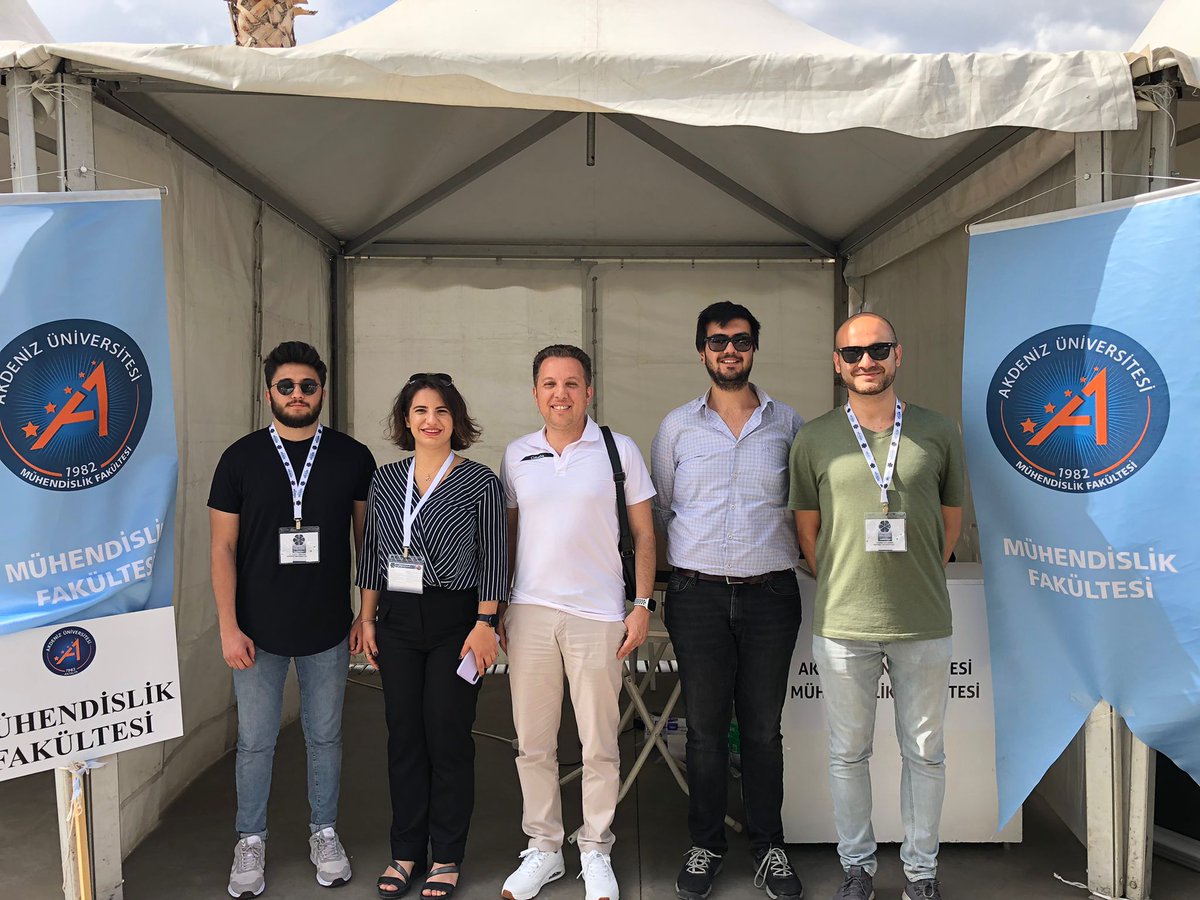 akdenizmuh's tweet image. Çok sayida ARGE Merkezinin de yer aldığı Antalya OSB Ar-Ge ve İnovasyon Proje Pazarı 2022 etkinliğinde Mühendislik Fakültesi Standımızda ögrencilerimiz ve ögrentim üyelerimizle beraberdik.